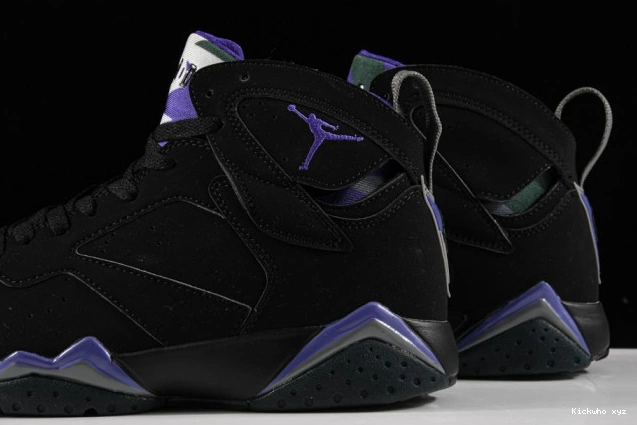 304775-053 7 Air Retro Jordan Allen Ray Bucks 0519